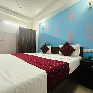 galaxy-near-delhi-international-airport.top-gurgaonhotels.com/