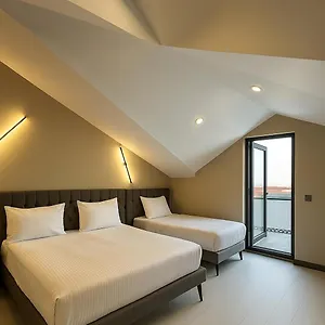 Park & Private Transportation Istanbul Airport-by Loft Arnavutkoy