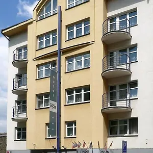 Inos 3*, Praga República Checa